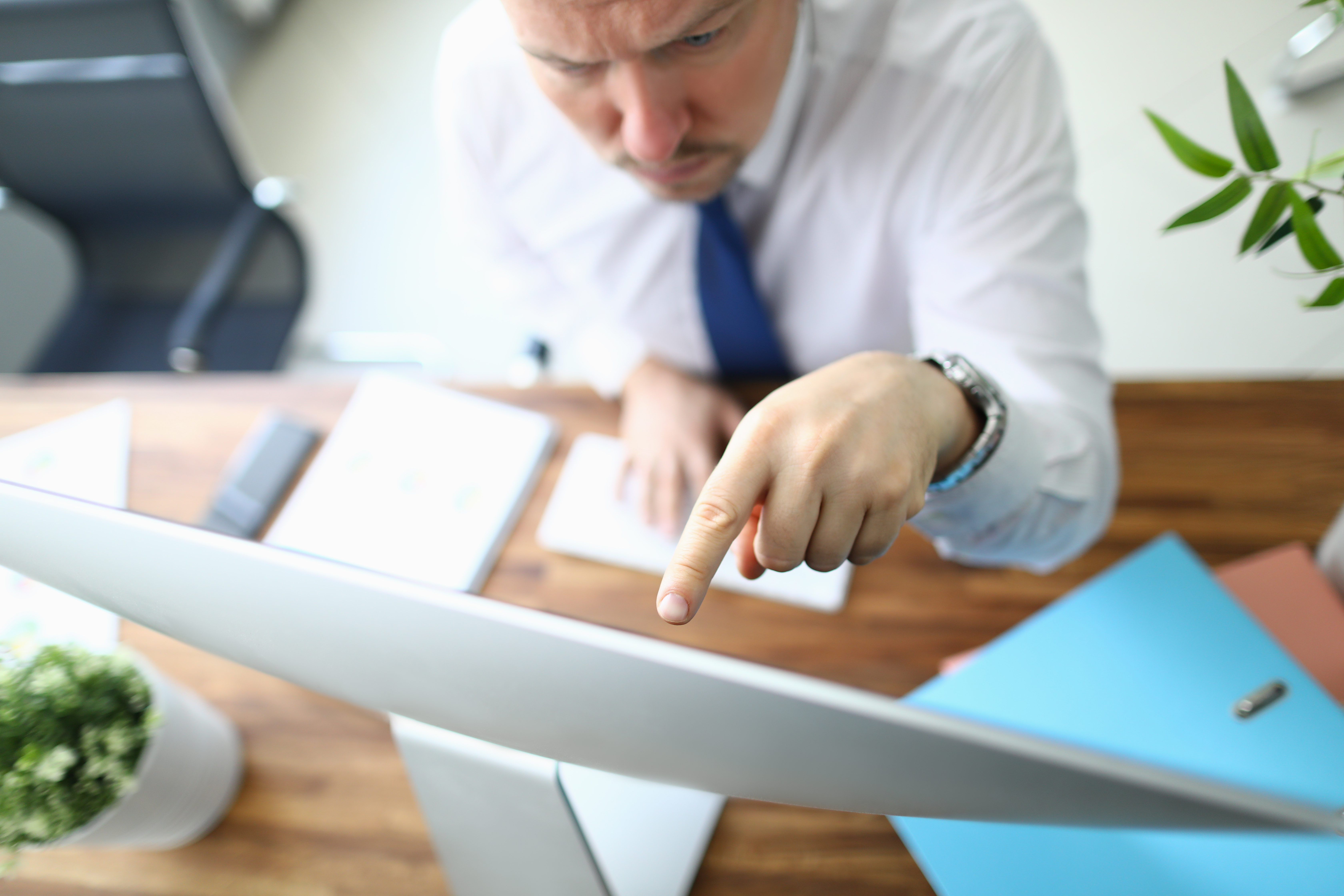 Les 5 Avantages Clés de Déléguer la Gestion Digitale de Votre Conciergerie Locative